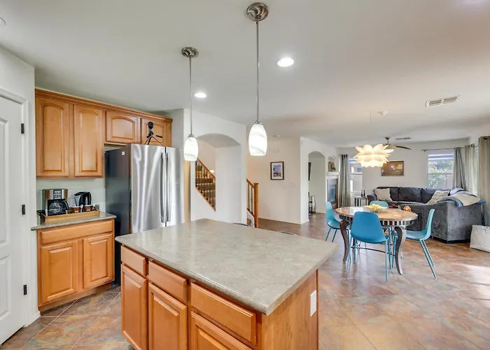 Large Pool & Yard W/ Bocce: Oasis In Coolidge! *